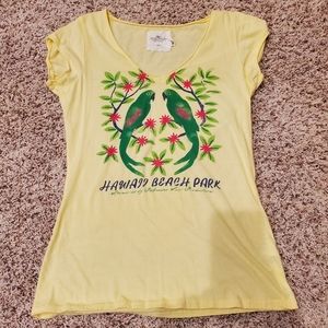 H&M Women's V-neck Graphic Tee Yellow Large